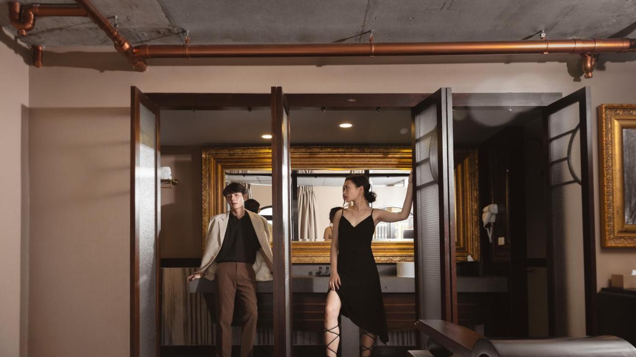 Art Mai Gallery Nimman Hotel Chiang Mai Eksteriør billede The 2019 production of The Seagull at the National Theatre of Korea